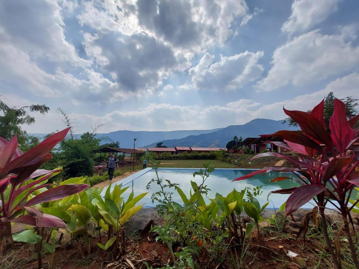Mysticstays Resort 瓦伊 外观 照片